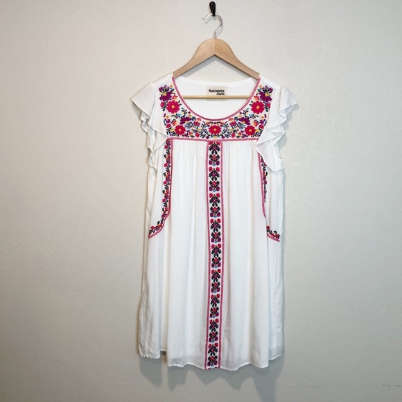 Savanna Jane Dresses & Skirts - Savanna Jane Mexican Embroidered Floral Dress Flutter Sleeve Size M